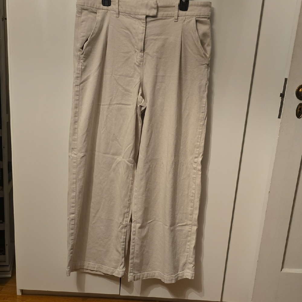 American Eagle Outfitters Cream Stretch Pants